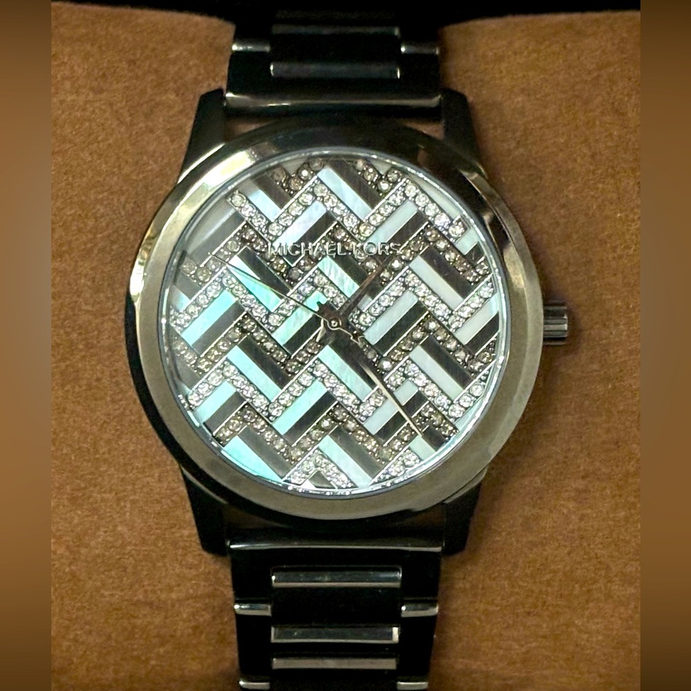 Michael Kors Women's Hartman Mother of Pearl Face Gunmetal Stainless Steel Watch